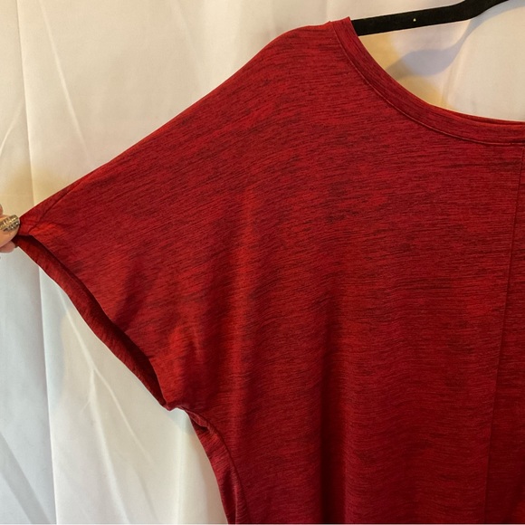 APT 9 Women’s Red Heathered Short Sleeve Top With Side Knot Size LARGE - Picture 2 of 10